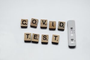 Lire la suite à propos de l’article Covid-19 : remboursement des tests de dépistage réalisés à l’étranger
