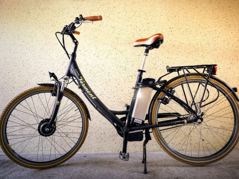 Vélo électrique : pièces détachées obligatoires