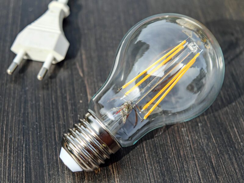 Electricité : voici le créneau horaire à éviter absolument pour ne pas voir votre facture flamber