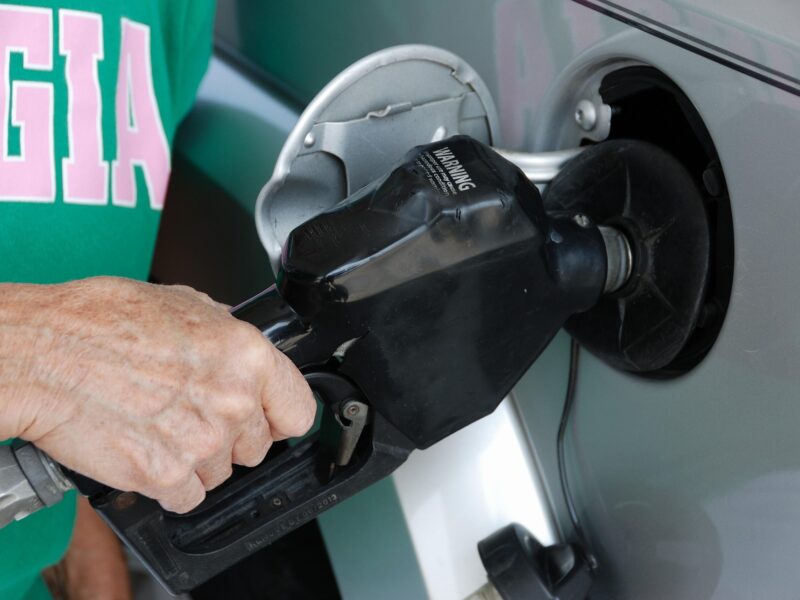 ⛽ Hausse du carburant : comparez les prix près de chez vous ! 🚗